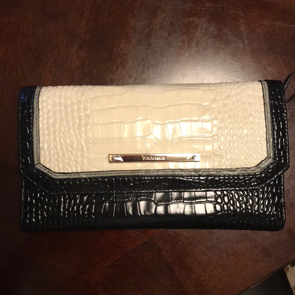 Brahmin wallet